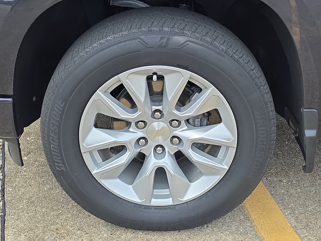 Used 2023 Chevrolet Silverado 1500 Custom RWD image 11