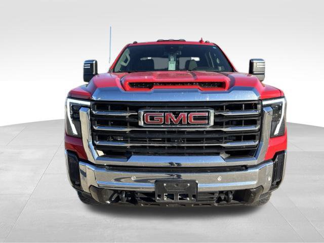 Used 2024 GMC Sierra 2500 SLT w/ SLT Premium Package AWD/4WD image 8