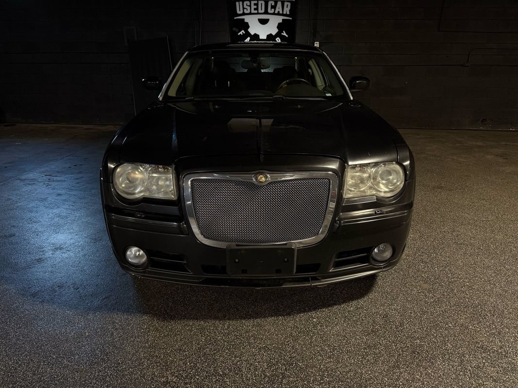 Used 2006 Chrysler 300 SRT8 w/ SRT Option Group II RWD image 10