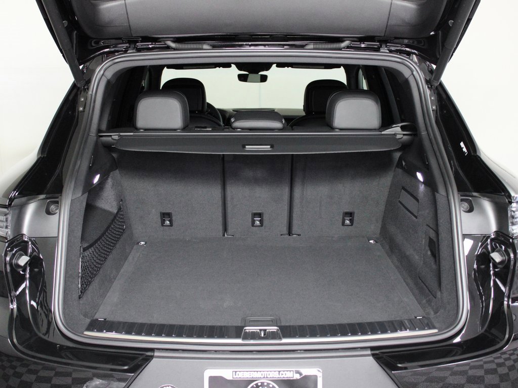 New 2026 Porsche Cayenne image 14