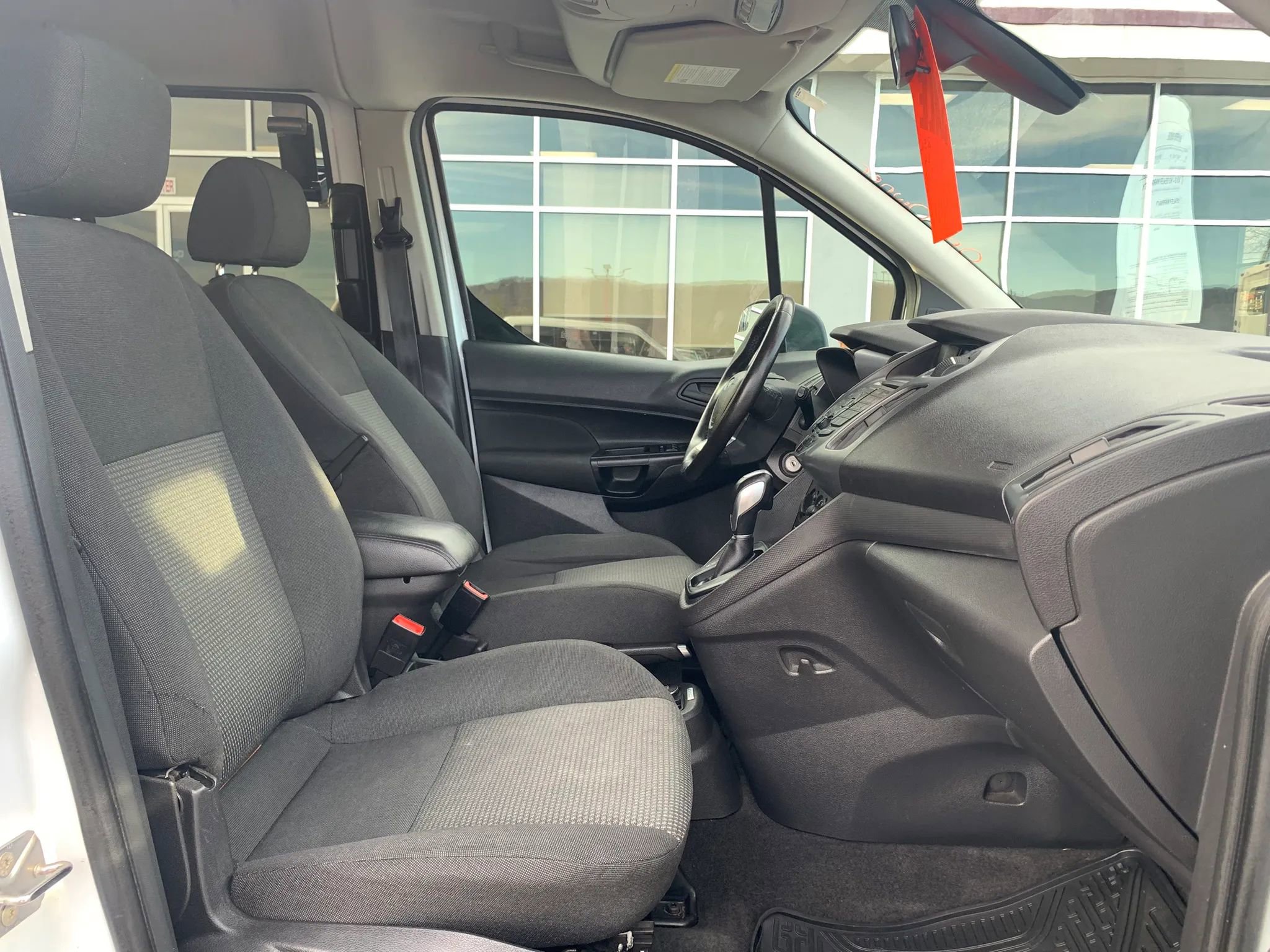 Used 2018 Ford Transit Connect XL image 21