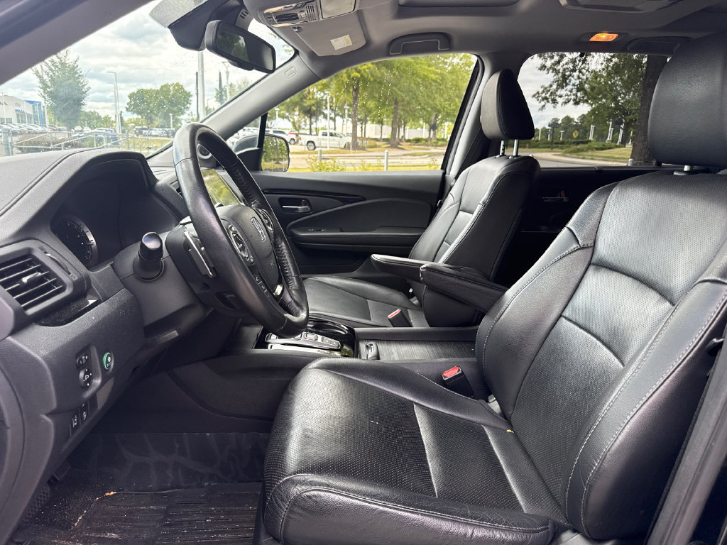 Used 2017 Honda Pilot Elite image 12