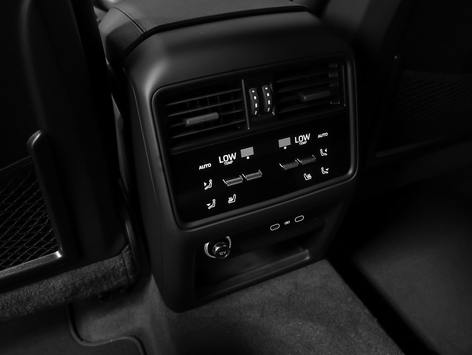New 2026 Porsche Cayenne Coupe AWD/4WD image 41