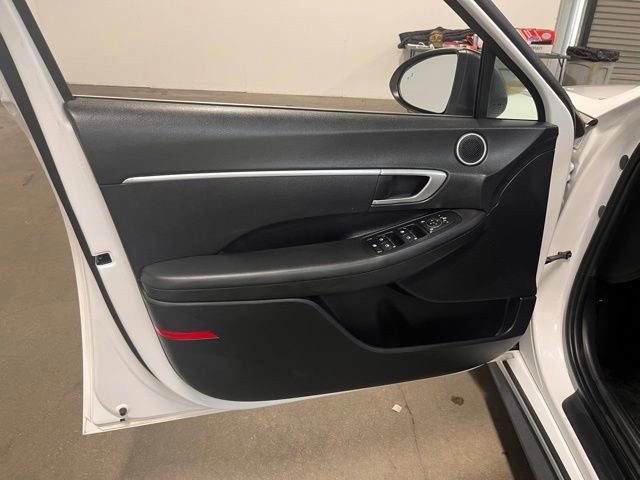 Used 2023 Hyundai Sonata SE w/ Cargo Package image 24