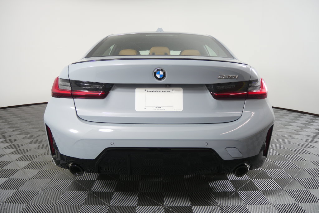 New 2026 BMW 330i Sedan w/ M Sport Package RWD image 5