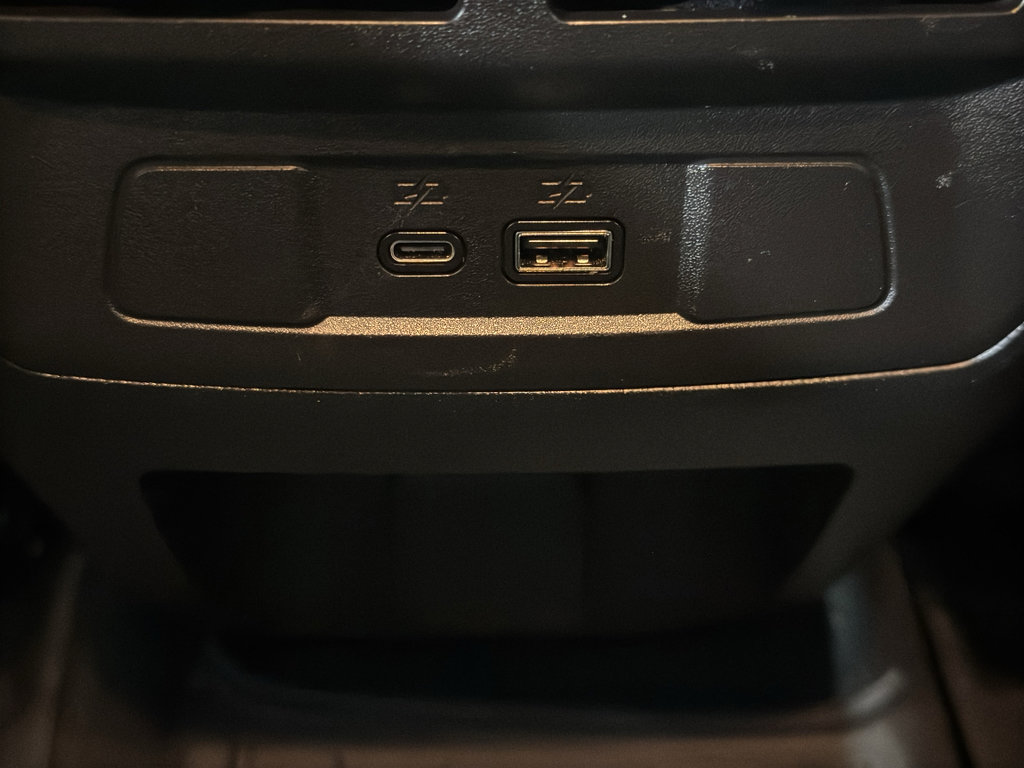 Used 2024 GMC Canyon AT4X image 13