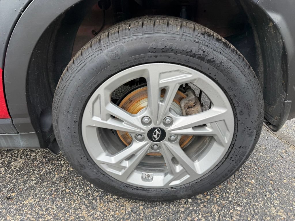 Used 2022 Hyundai Kona SEL AWD/4WD image 30