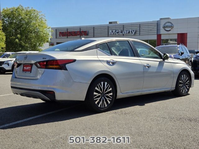 Used 2023 Nissan Altima 2.5 SV FWD image 5