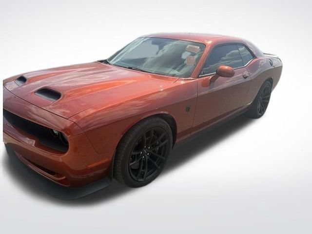 Used 2023 Dodge Challenger SRT Hellcat RWD image 2