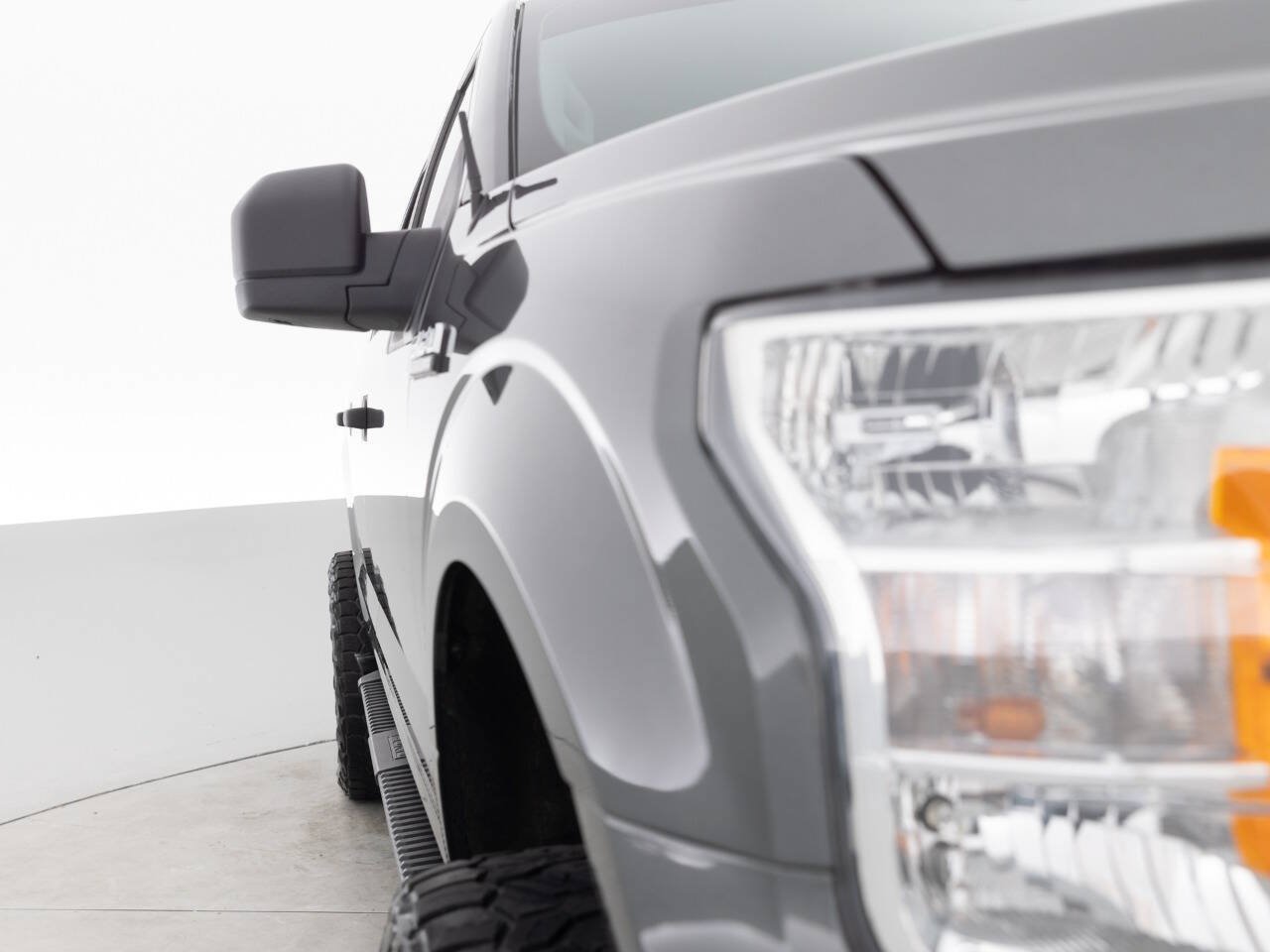 Used 2019 Ford F150 XL w/ Equipment Group 101A Mid AWD/4WD image 11
