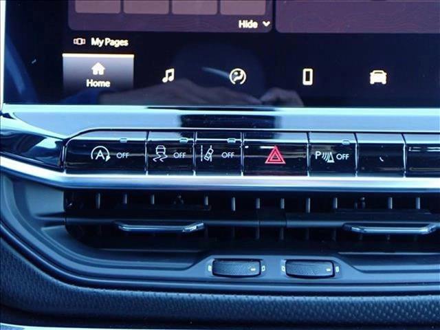 New 2026 Jeep Compass Limited image 19