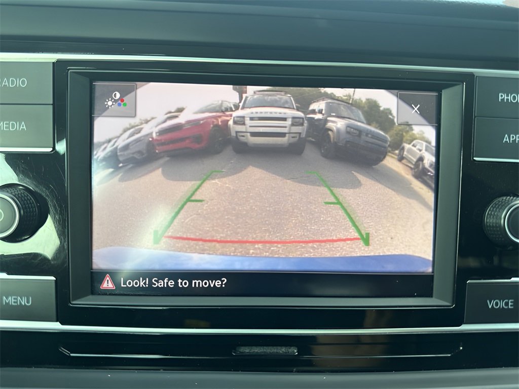 Used 2024 Volkswagen Jetta SE image 20