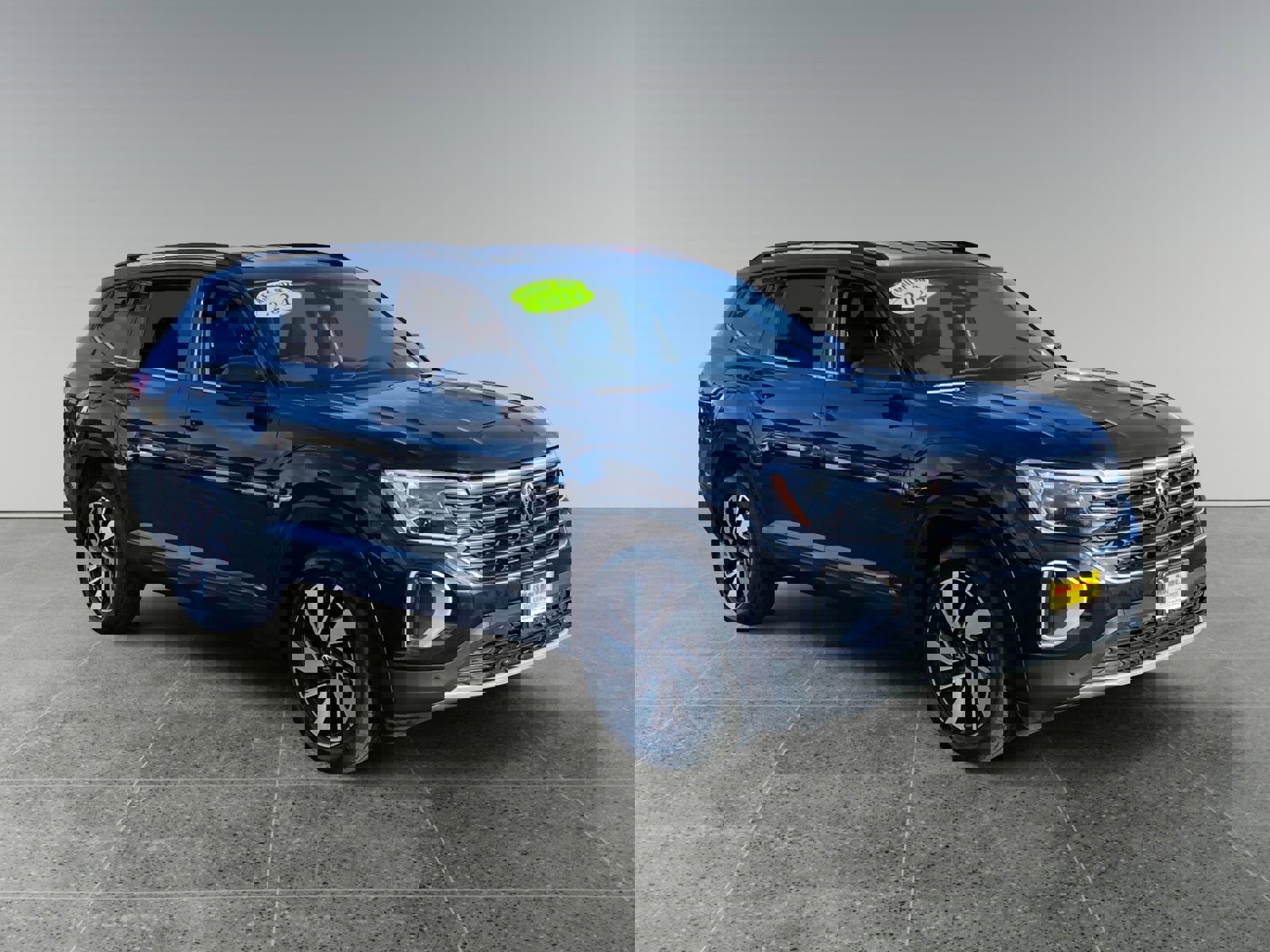 Used 2024 Volkswagen Atlas SE AWD/4WD image 7