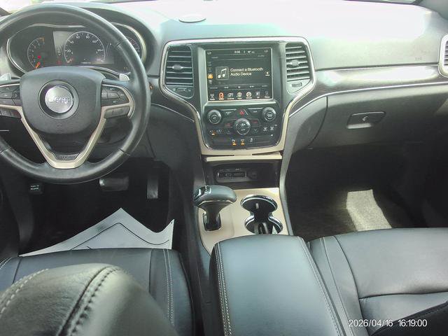 Used 2014 Jeep Grand Cherokee Limited AWD/4WD image 6