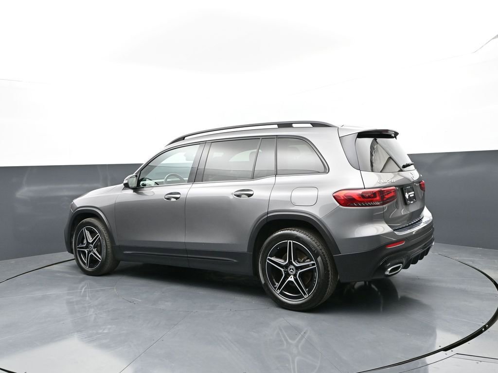Used 2021 Mercedes-Benz GLB 250 4MATIC image 3