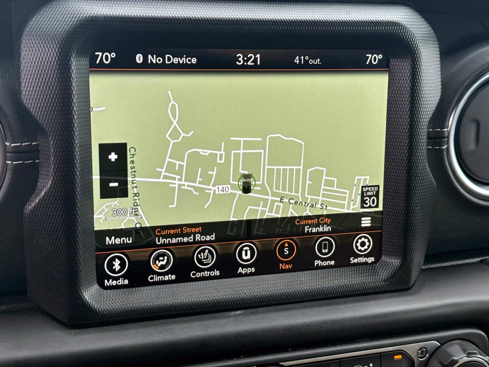 Used 2023 Jeep Wrangler Unlimited Sahara w/ Cold Weather Group image 17