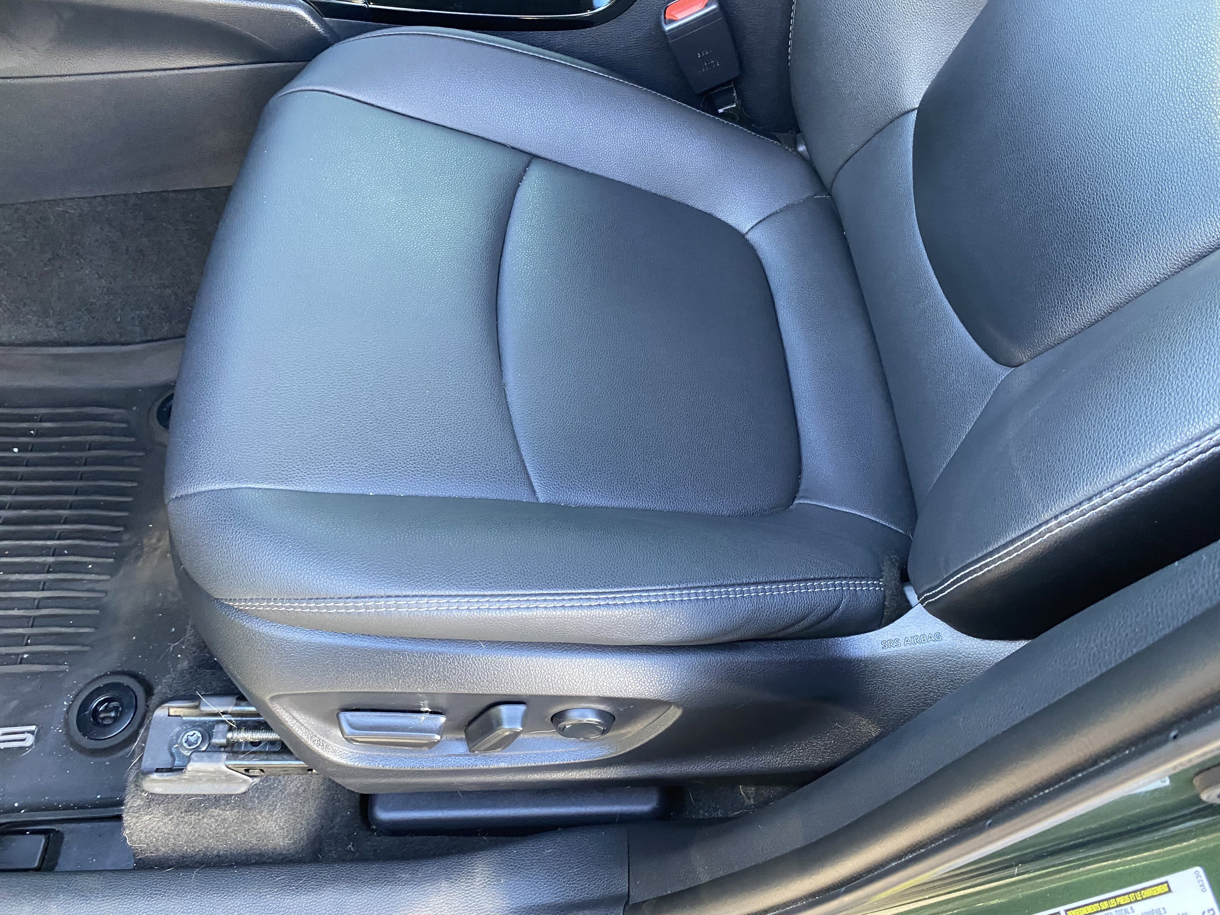 Used 2022 Toyota Corolla Cross XLE image 15