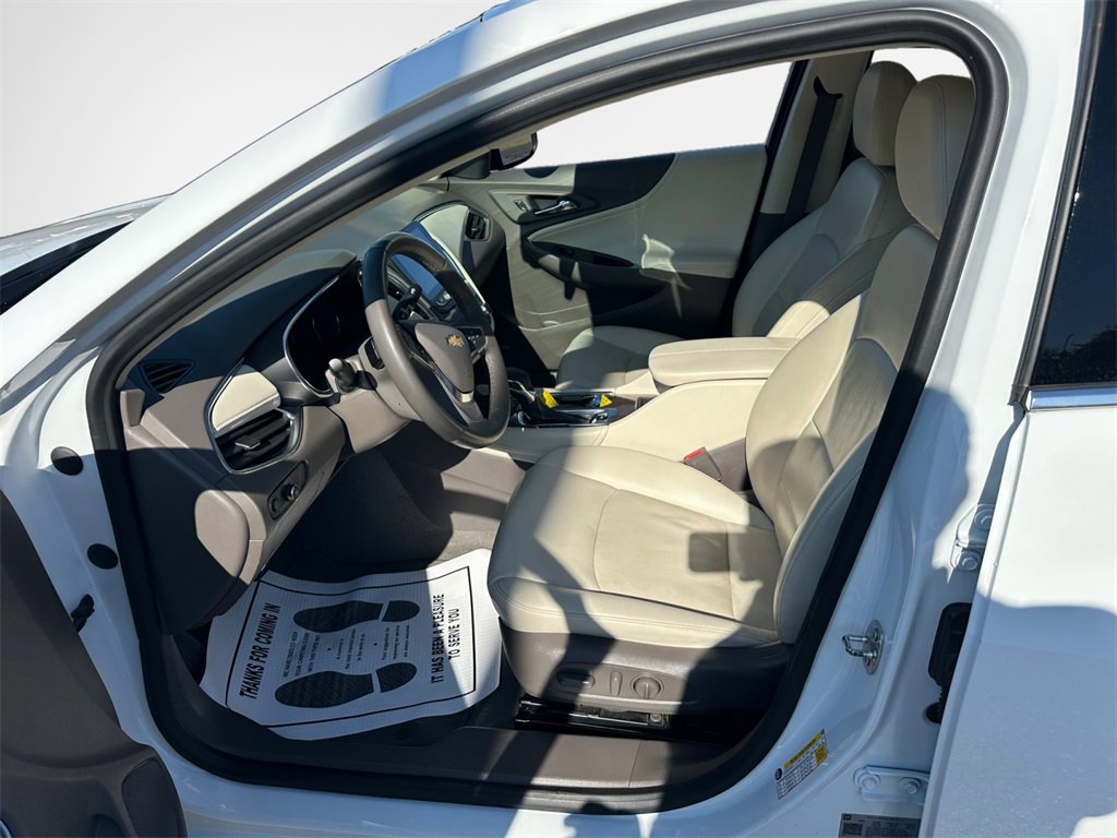Certified 2024 Chevrolet Malibu LT image 11