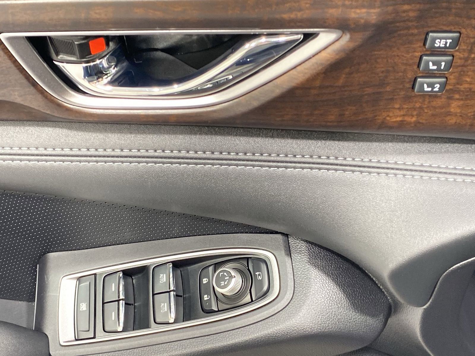 Certified 2024 Subaru Ascent Touring image 13