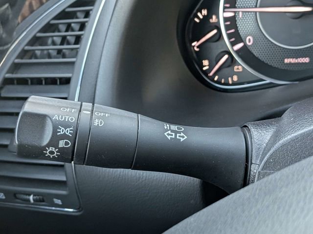 Used 2017 Nissan Armada SL image 28