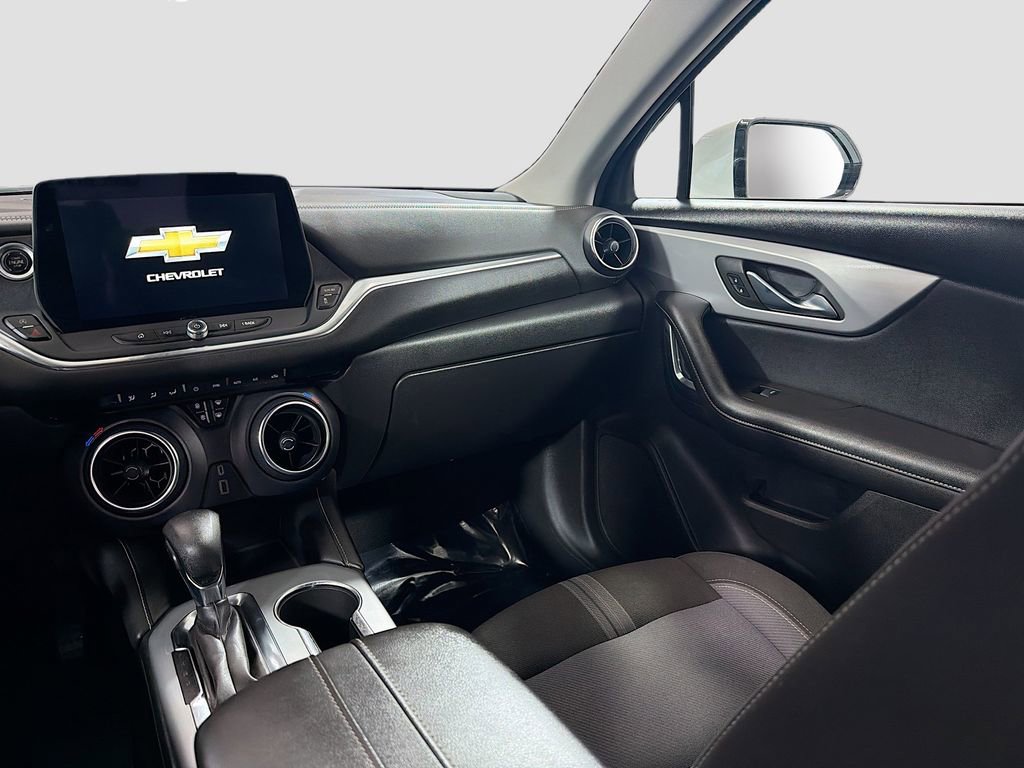 Used 2023 Chevrolet Blazer LT w/ LPO, Floor Liner Package FWD image 20