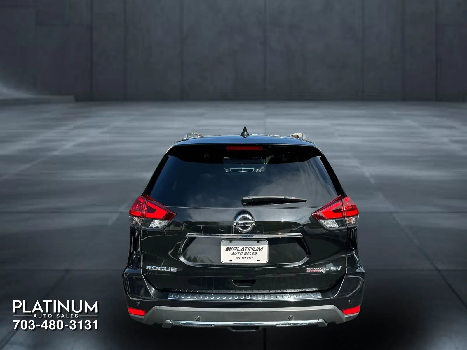 Used 2019 Nissan Rogue SV image 8