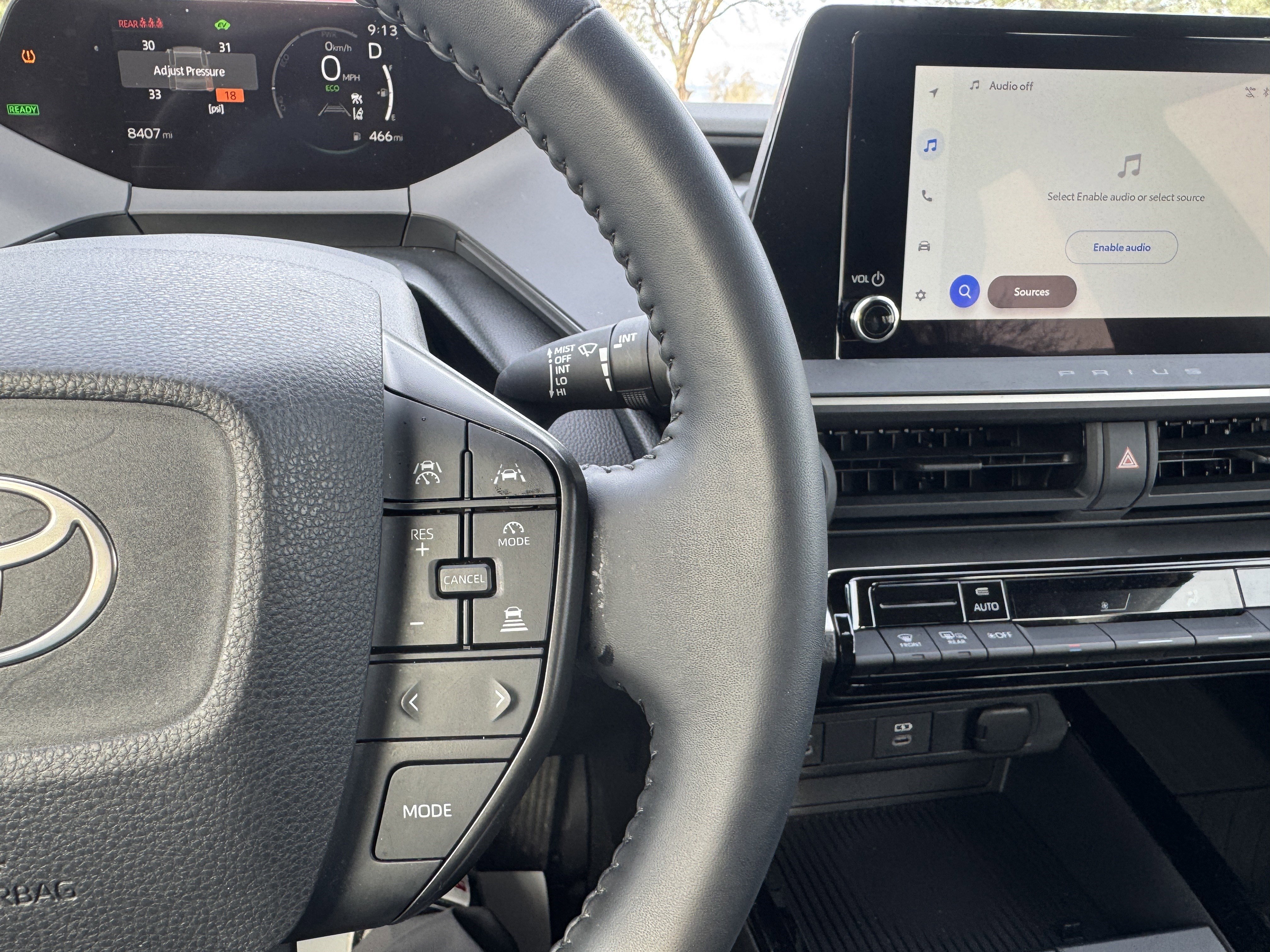 Used 2025 Toyota Prius LE image 23