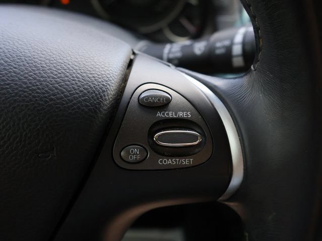 Used 2012 INFINITI M37 x w/ Deluxe Touring Pkg AWD/4WD image 33