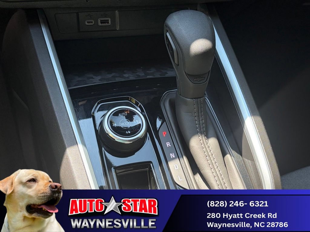 Used 2026 Chevrolet Colorado Trail Boss AWD/4WD image 16