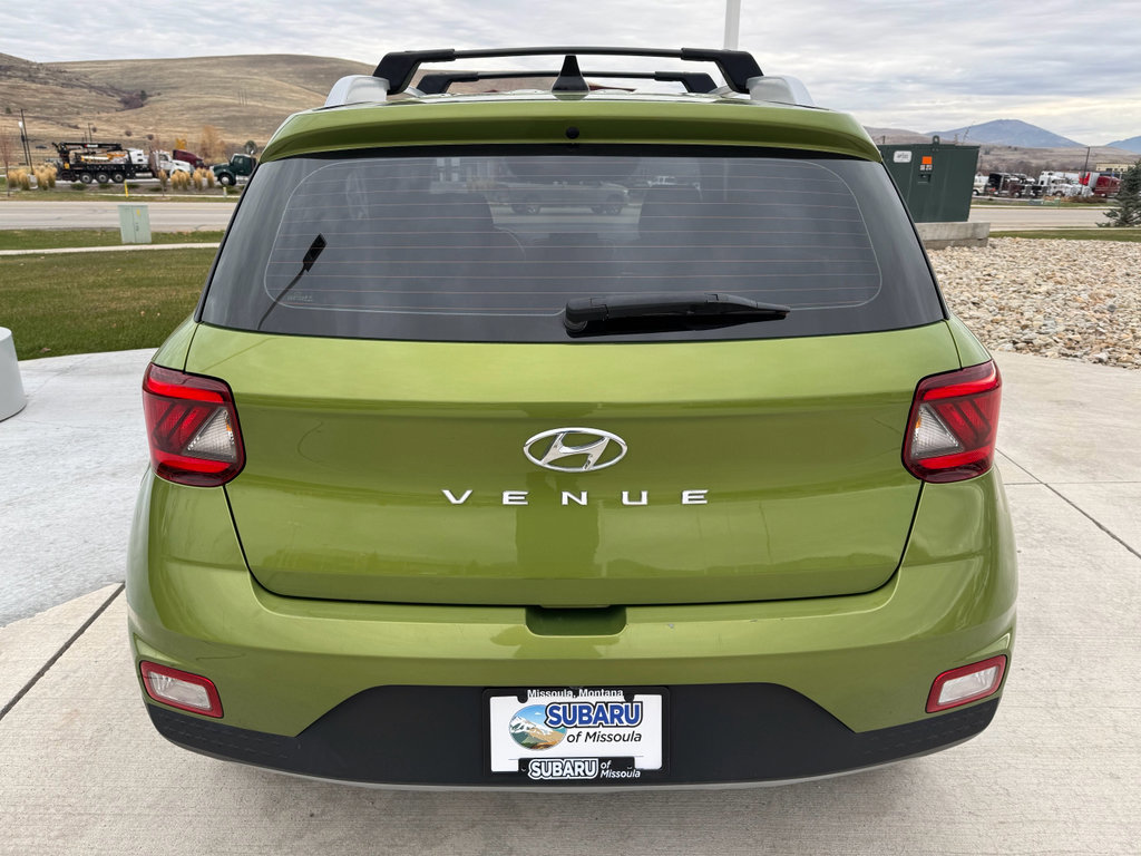 Used 2022 Hyundai Venue SEL w/ Cargo Package image 8