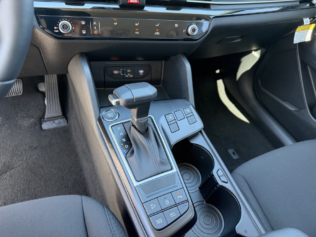New 2027 Kia Sportage LX FWD image 24