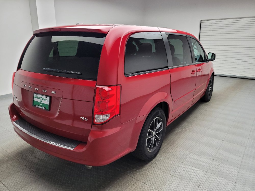 Used 2015 Dodge Grand Caravan R/T w/ Driver Convenience Group FWD image 9
