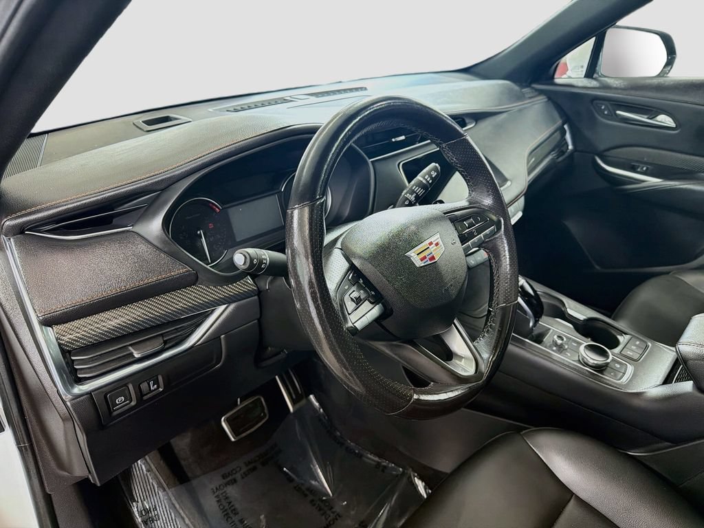 Used 2023 Cadillac XT4 Sport AWD/4WD image 11