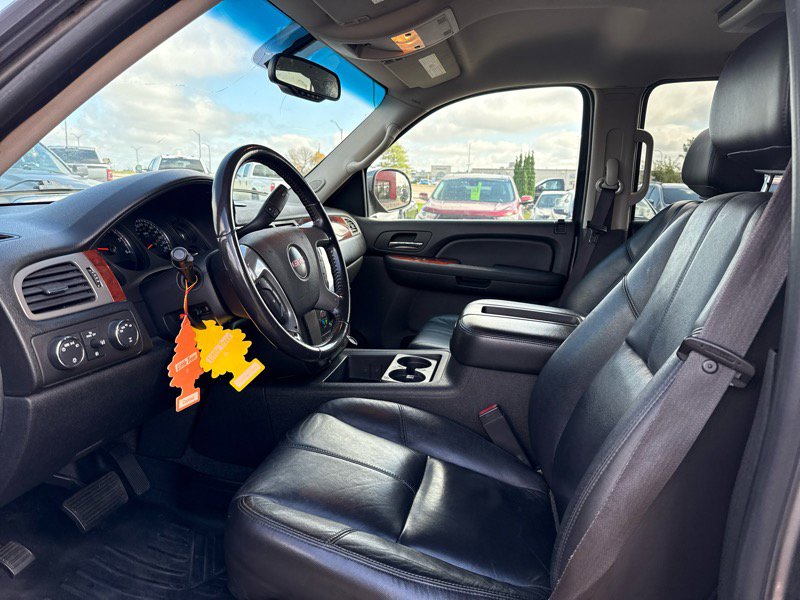 Used 2009 GMC Yukon XL SLT image 9