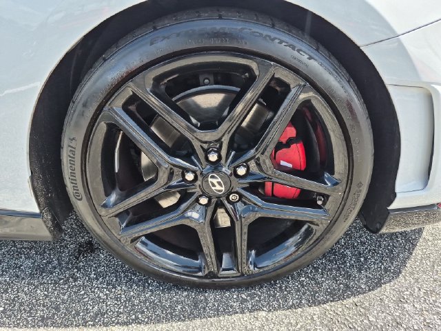 Used 2020 Hyundai Veloster N w/ Performance Package FWD image 26