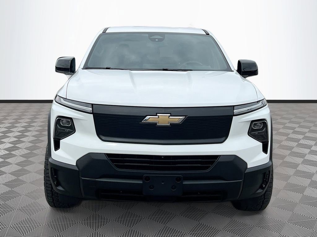Used 2024 Chevrolet Silverado EV W/T AWD/4WD image 2