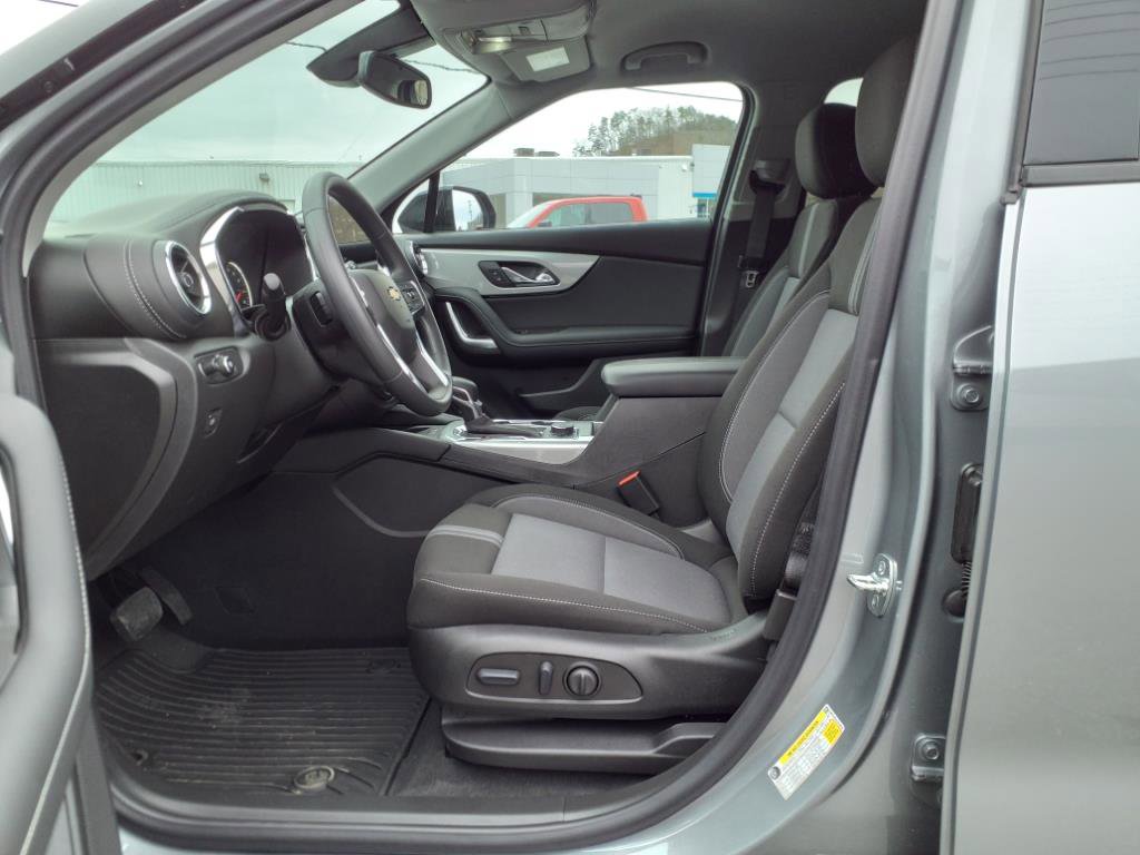 New 2025 Chevrolet Blazer LT w/ Convenience Package image 5
