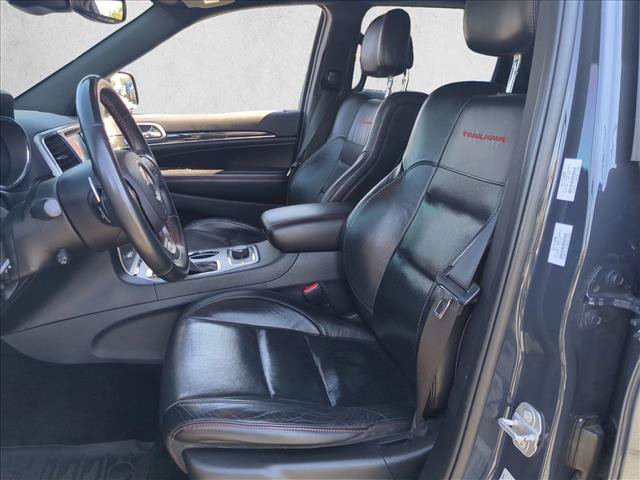 Used 2017 Jeep Grand Cherokee Trailhawk w/ Trailhawk Luxury Group AWD/4WD image 14