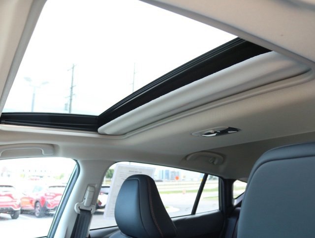 Used 2025 Subaru Crosstrek 2.5i Limited w/ Crosstrek Mirror Package image 15