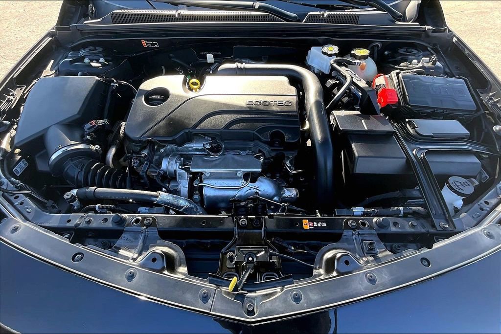 Used 2023 Chevrolet Malibu LT image 30