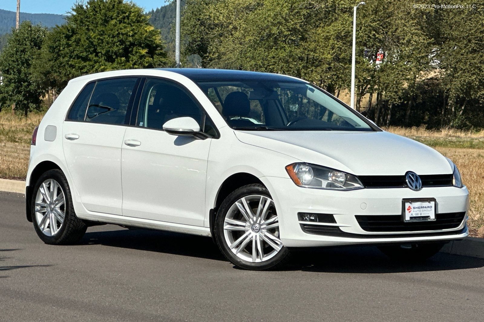 Used 2016 Volkswagen Golf SE FWD video 1