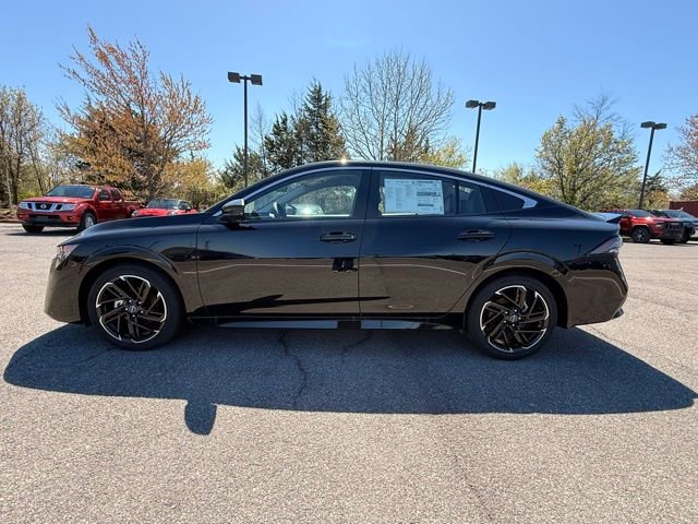 New 2026 Nissan Sentra SR w/ SR Premium Package FWD image 8