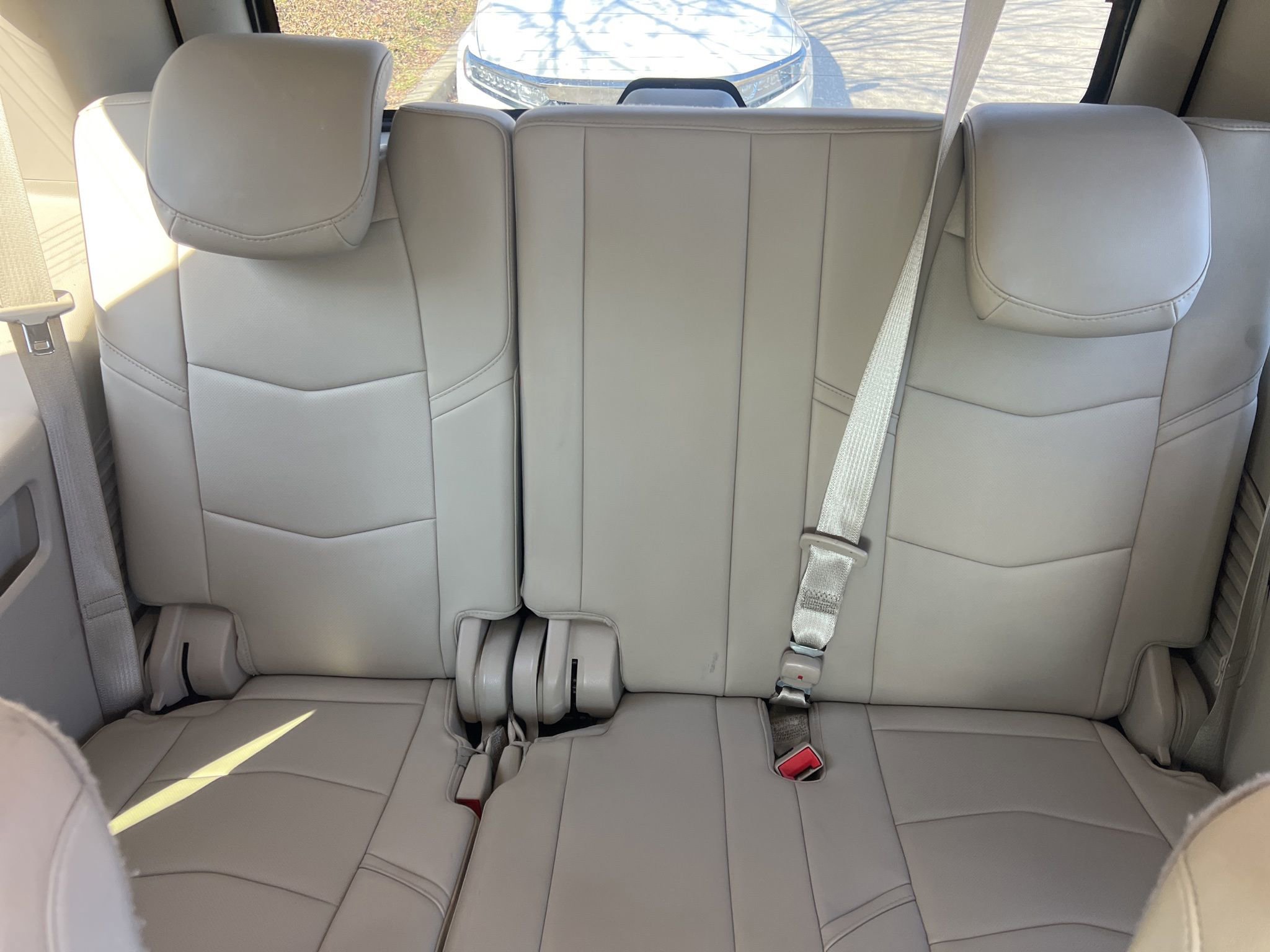 Used 2019 Cadillac Escalade Luxury image 17