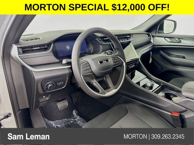 New 2025 Jeep Grand Cherokee Laredo X image 9