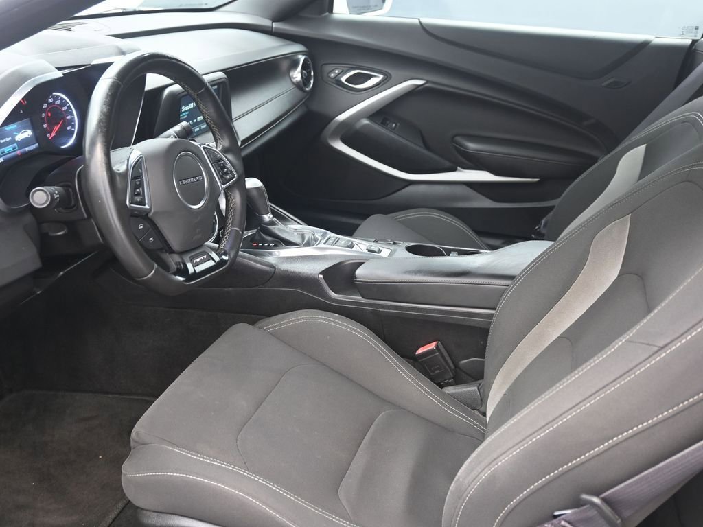 Used 2017 Chevrolet Camaro LT image 15