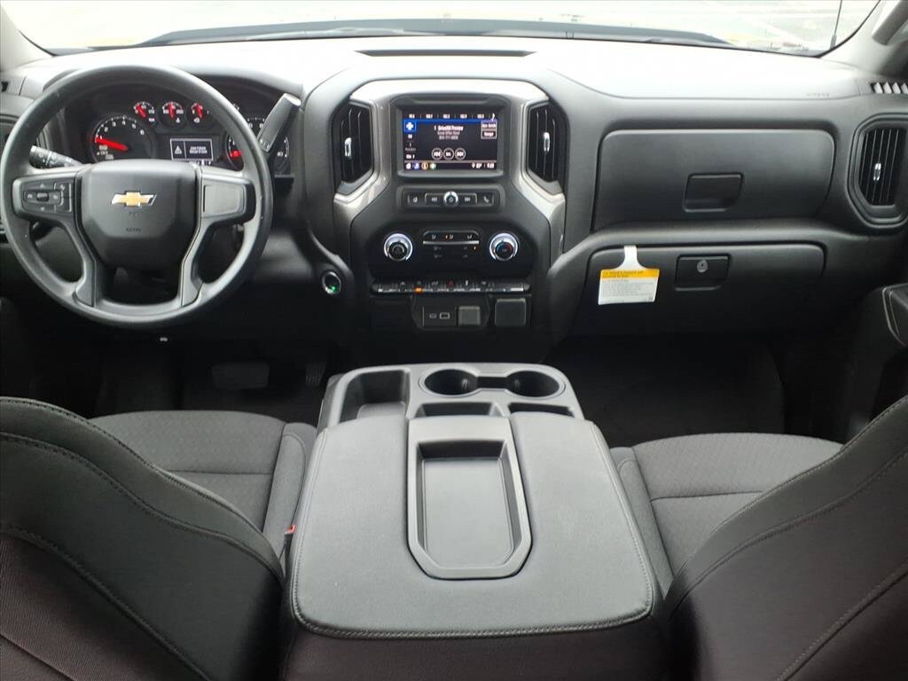 Used 2025 Chevrolet Silverado 1500 Custom RWD image 25