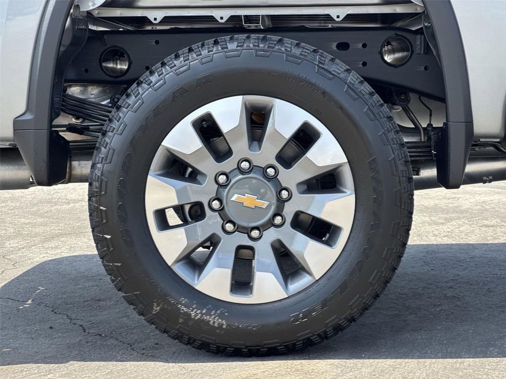New 2026 Chevrolet Silverado 2500 Custom w/ Custom Value Package AWD/4WD image 34