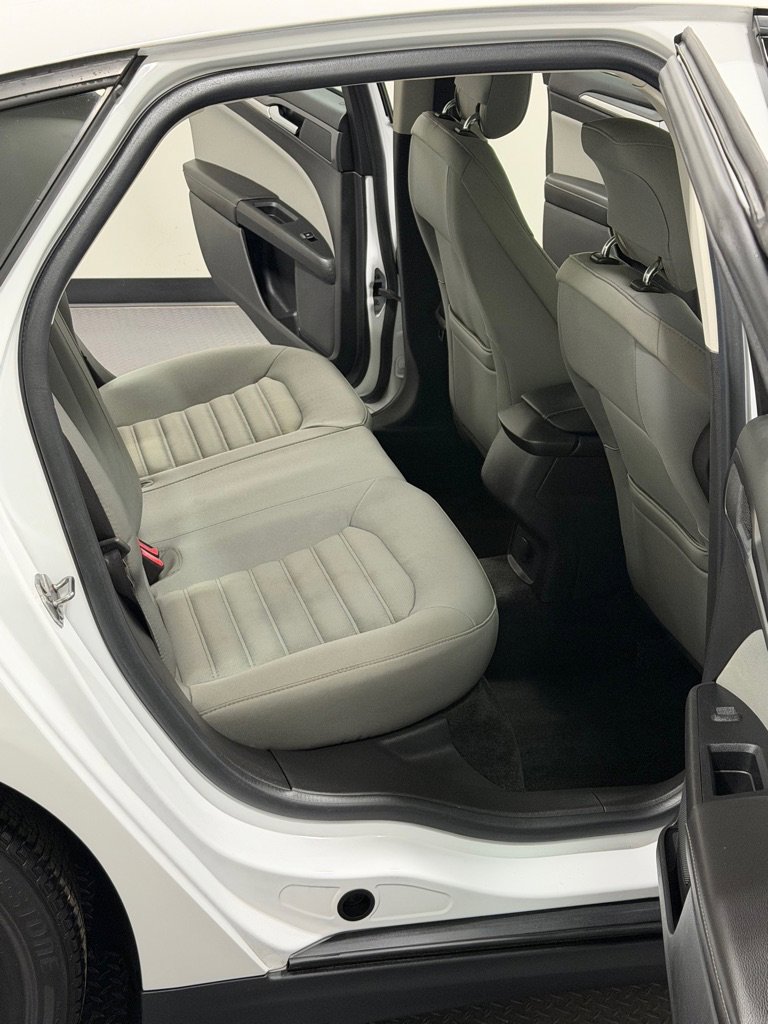 Used 2013 Ford Fusion S FWD image 10