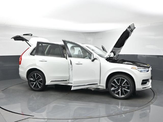 Used 2024 Volvo XC90 B5 Plus w/ Protection Package Premier AWD/4WD image 51
