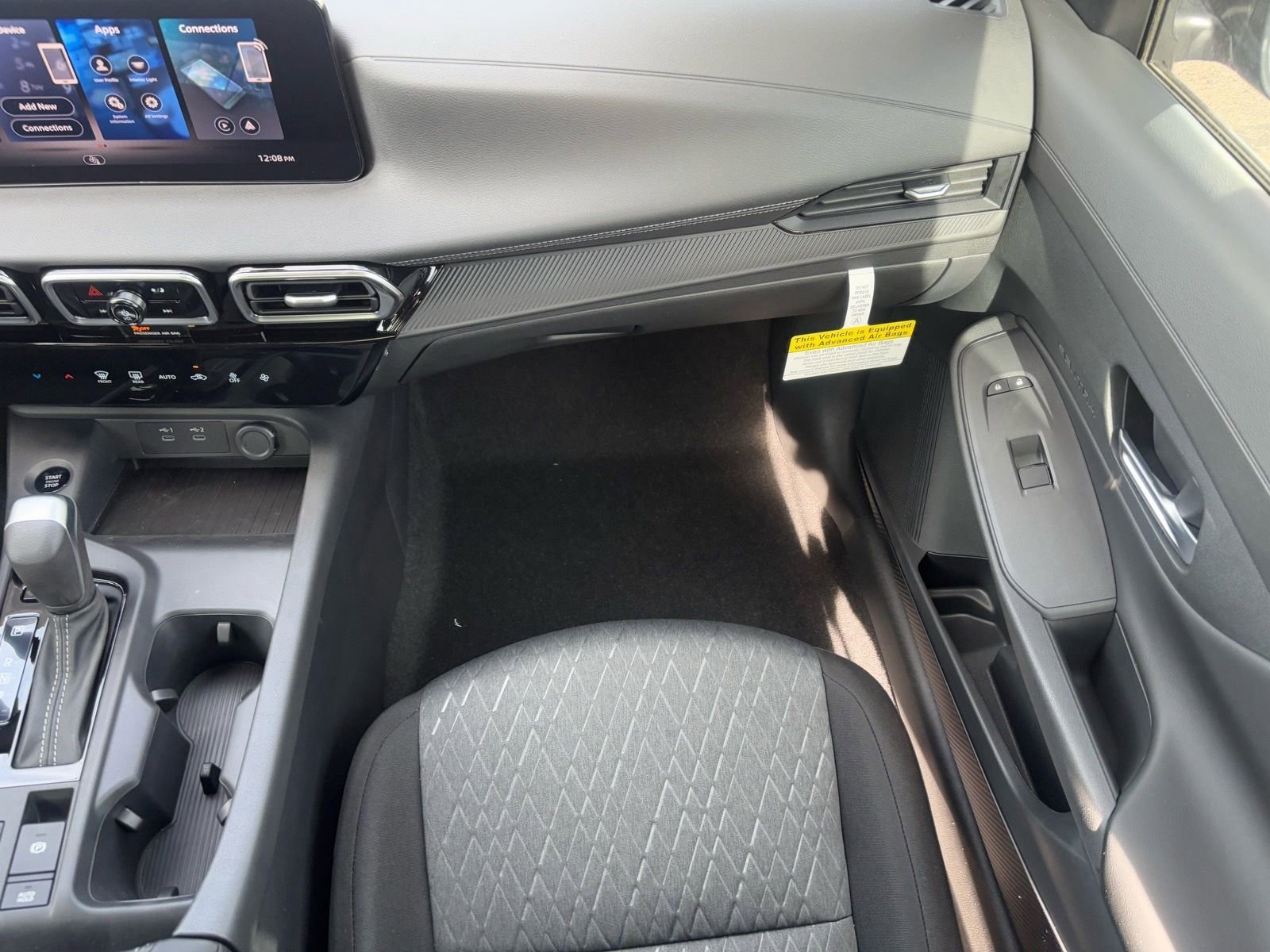 New 2026 Nissan Sentra SV w/ Floor Mat Package FWD image 18
